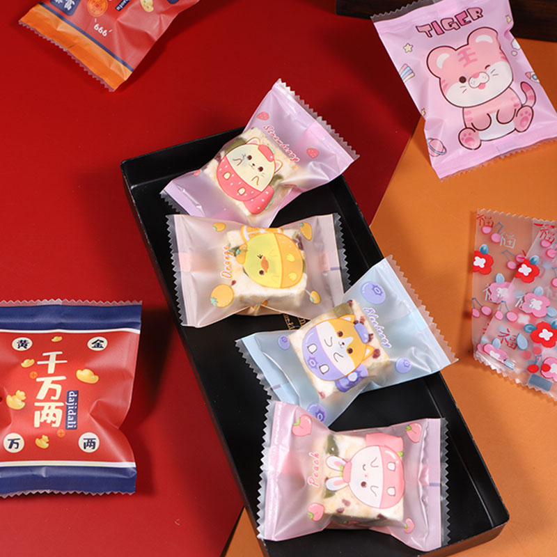 AQ Red Frosted Cartoon Chinese - đánh giá và giá Homemade Food Snacks